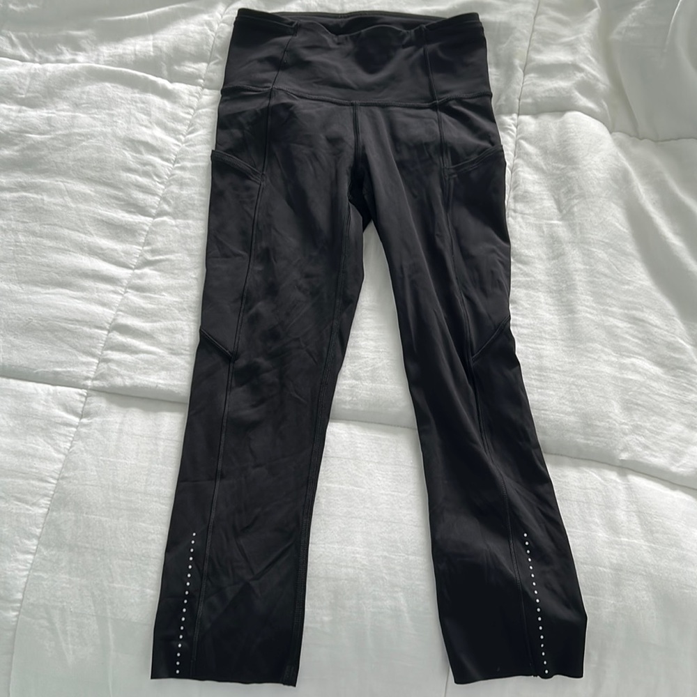 Lululemon fast and free high rise crop leggings with side pockets size 2